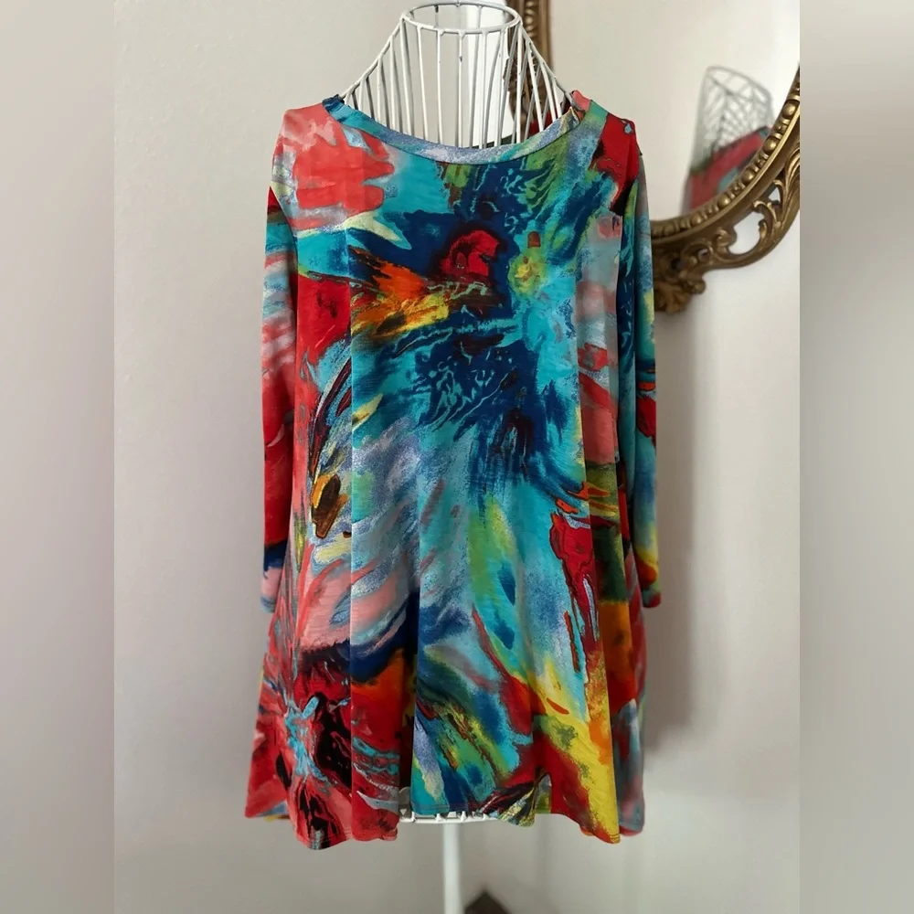 🧡🩵Multi colored top🩵🧡 - Picture 1 of 3